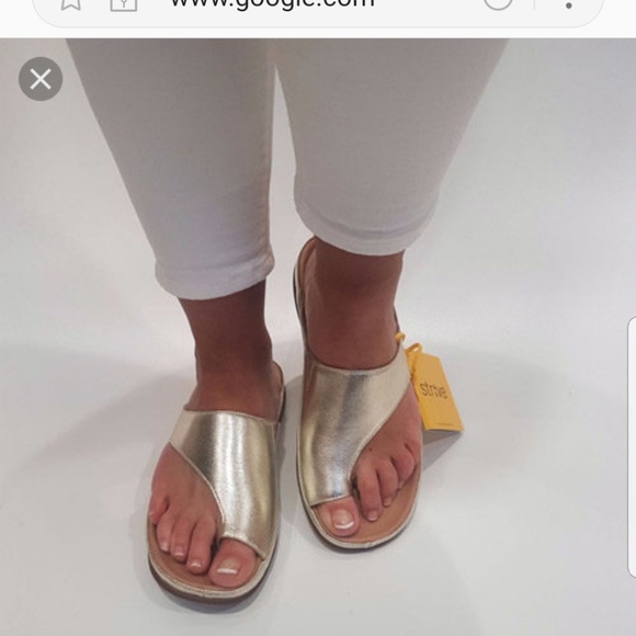 strive capri sandals